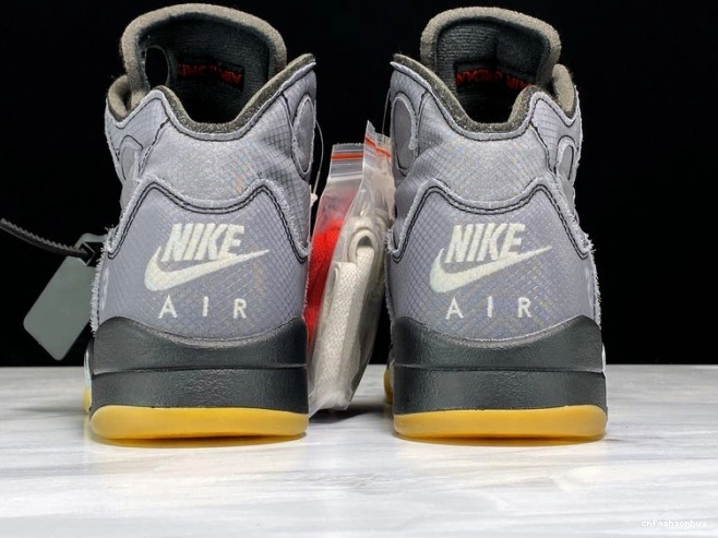 Air Jordan CT8480-001 Black x 5 Off-White 0828